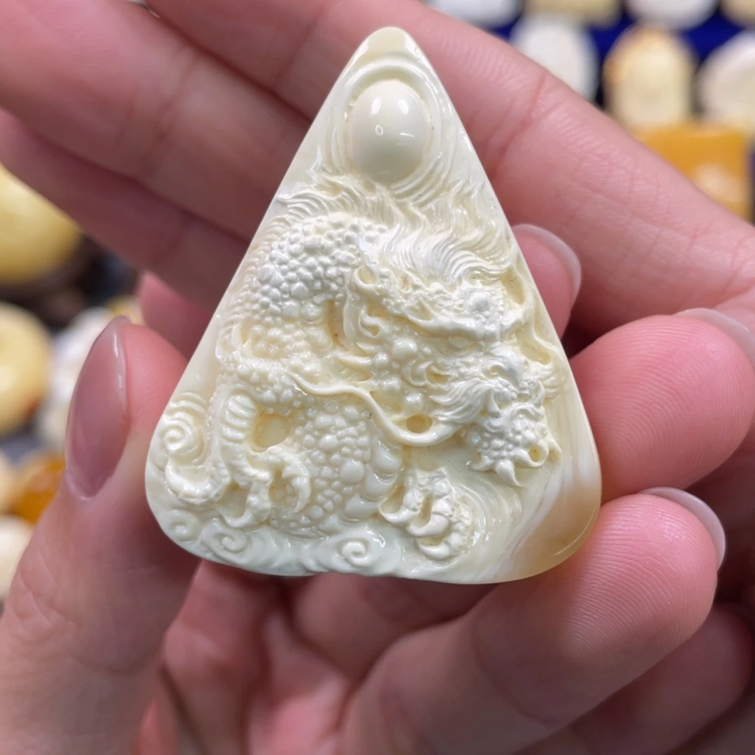 蜜蜡裸石未镶嵌琥珀蜜蜡雕刻龙牌