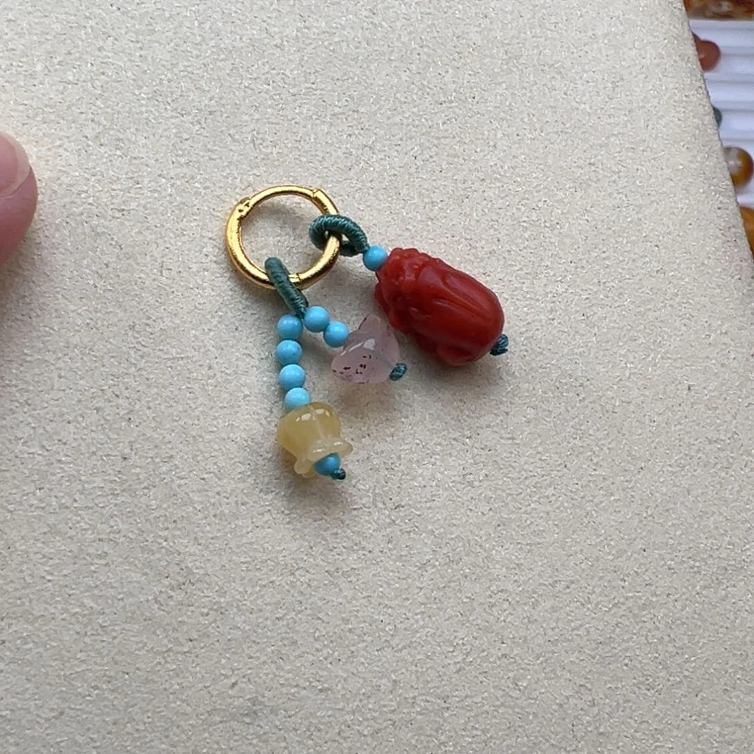 颈饰未镶嵌南红玛瑙