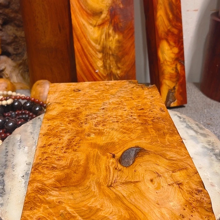 人****端景台紫檀木类檀香