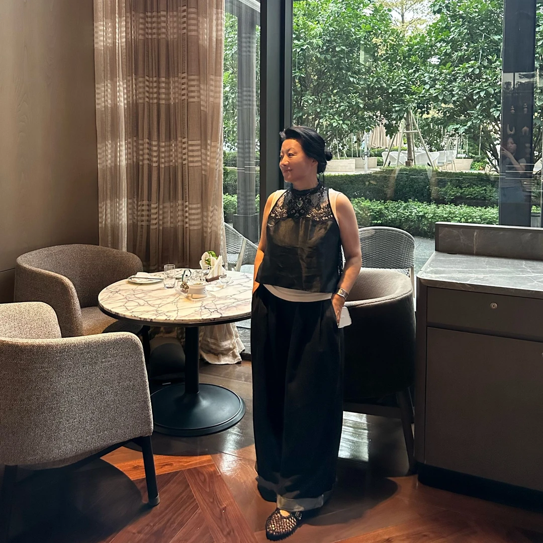 Fen姐|【斑斓画卷】重磅桑蚕丝香云纱拼接蕾丝立领无袖背心25005