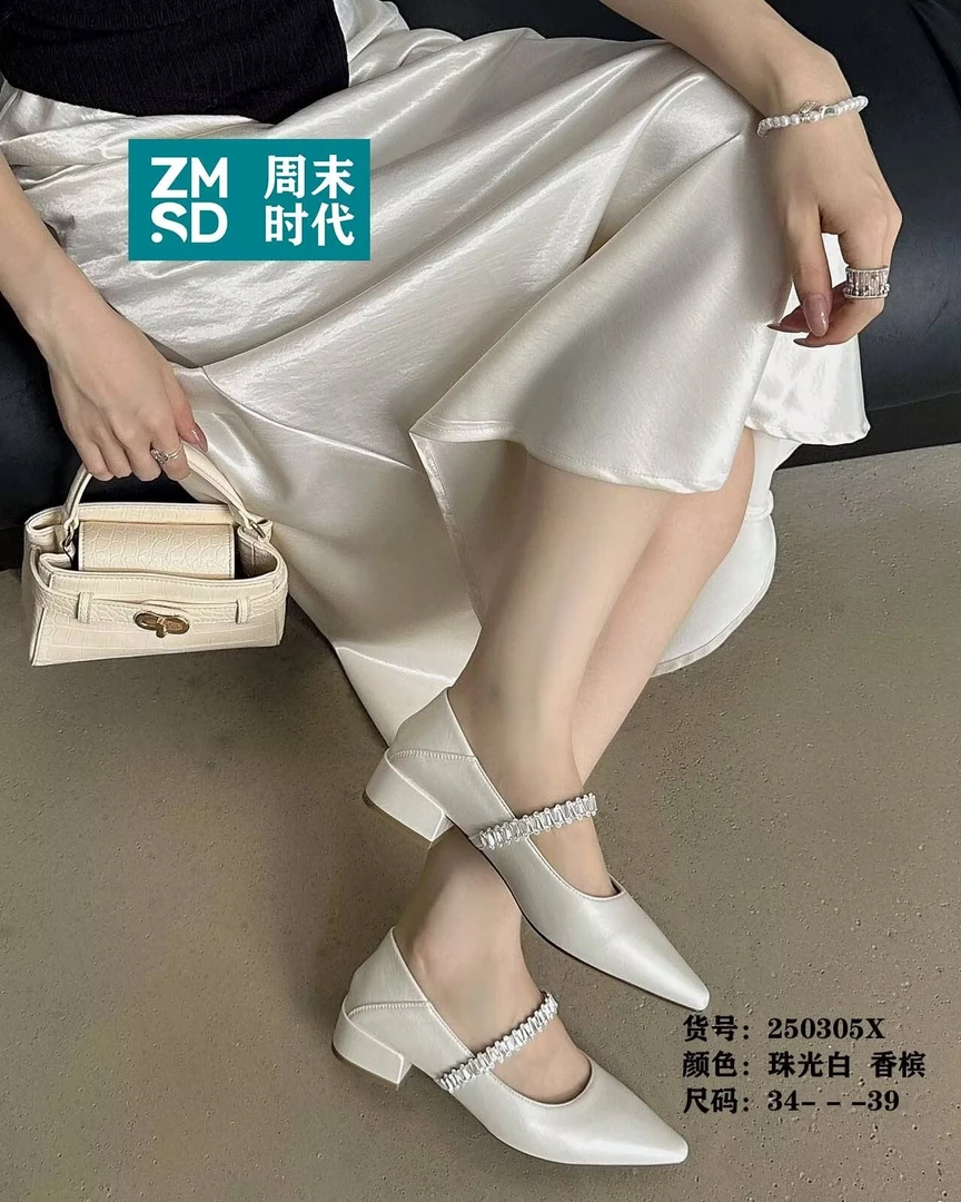 2025新款浅口时尚单鞋