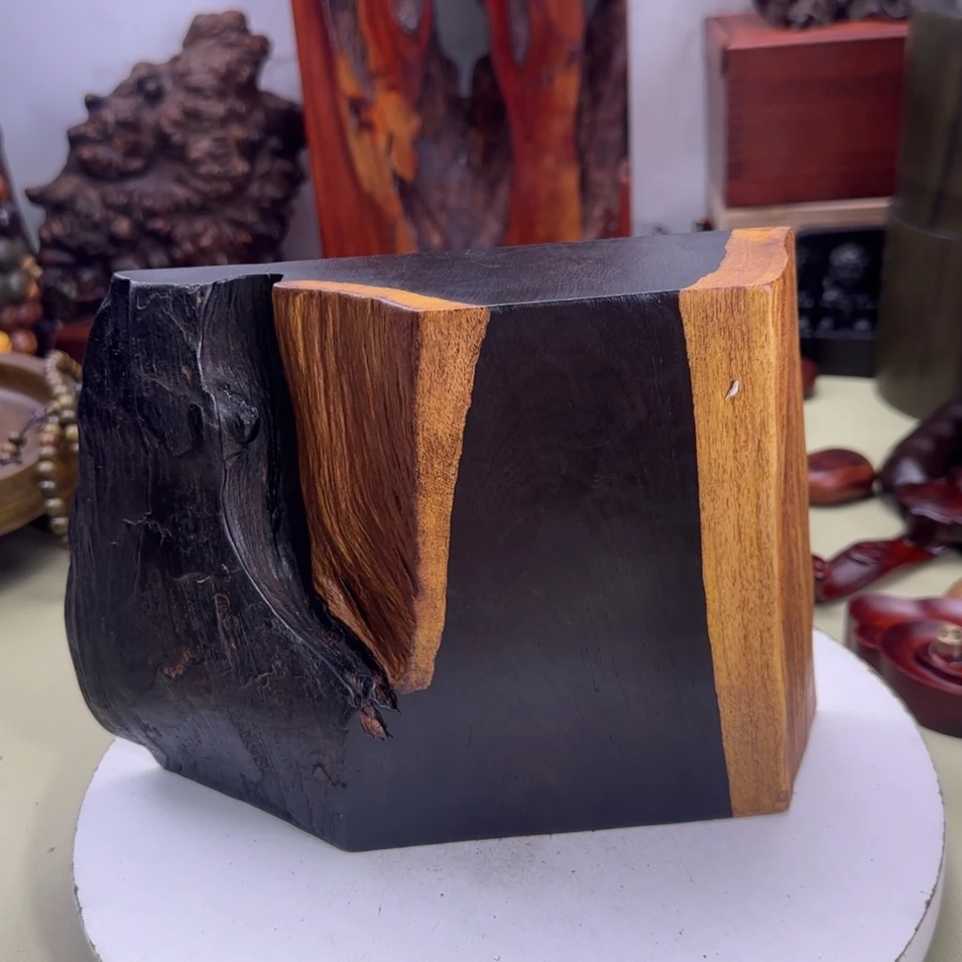 大果紫檀（缅甸花梨）陆*