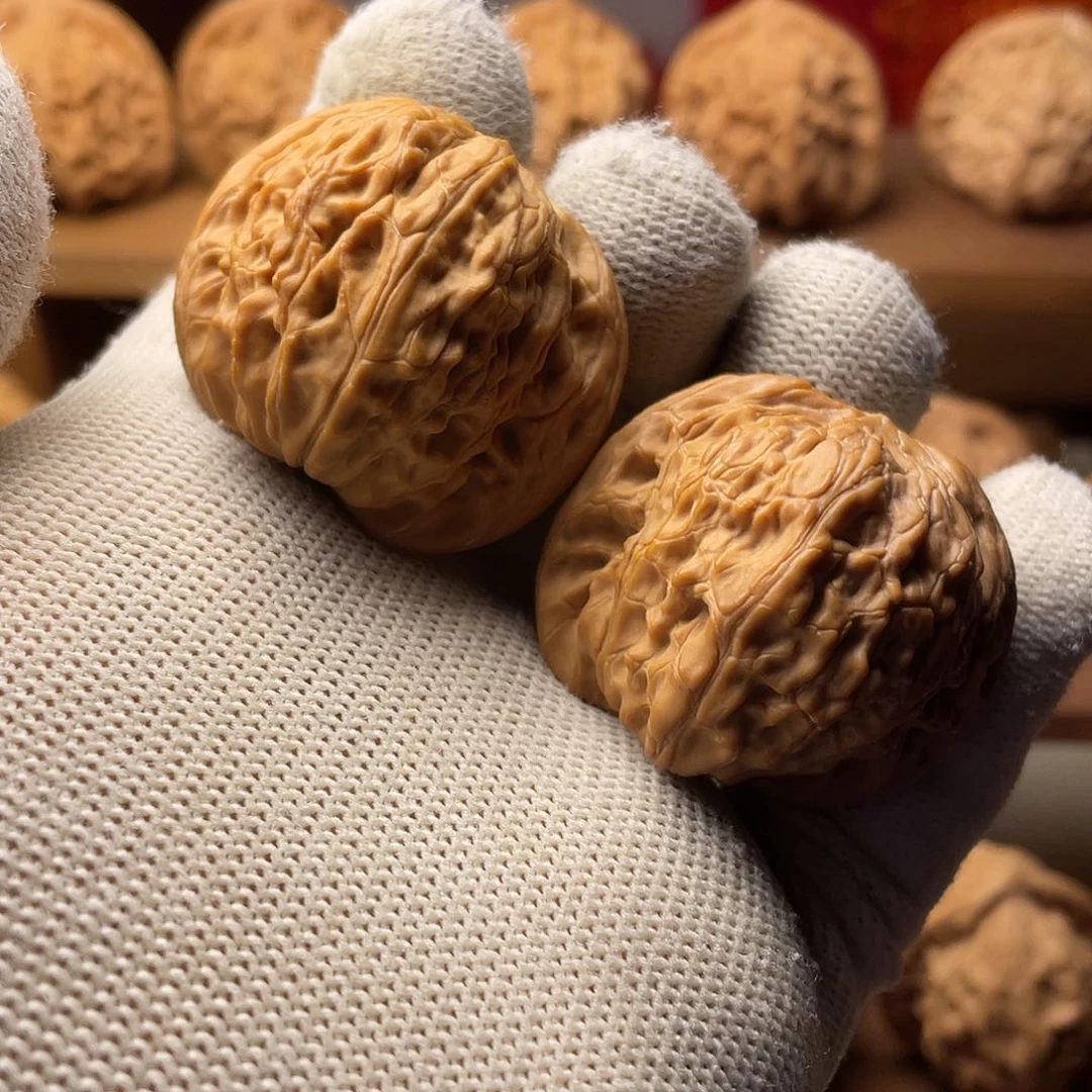 桃核吊坠磨盘狮子头39