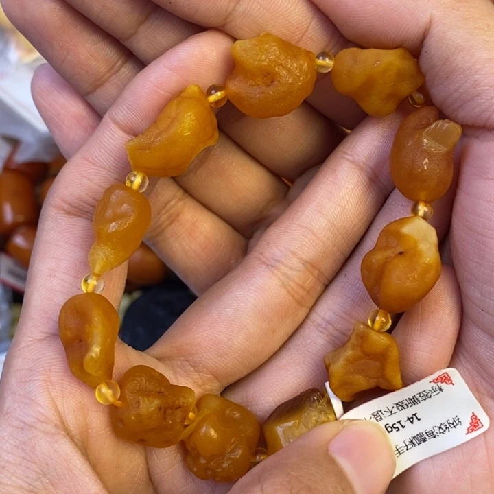 琥珀珠宝奇石未镶嵌