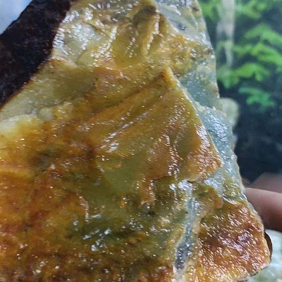 乐***途蛇纹石玉未镶嵌珠宝奇石