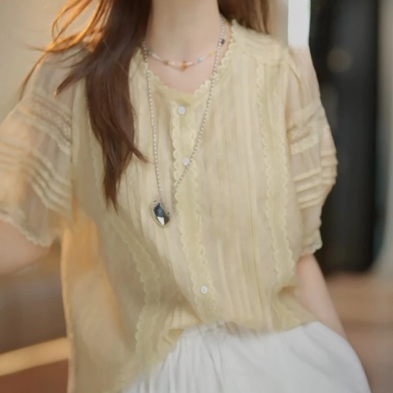 2025夏女装法式蕾丝花边淑女短袖衬衫LK2503672