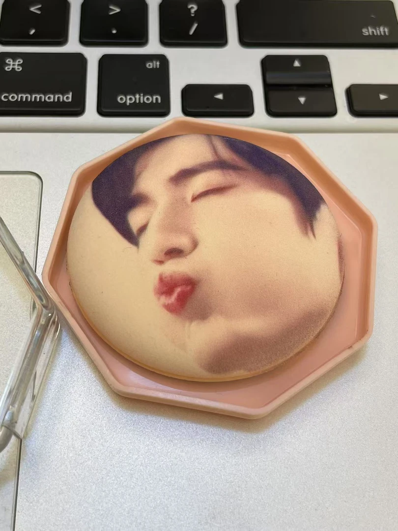 【爱宝】亲亲气垫粉扑直径55mm干湿两用柔软亲肤周边物料可爱