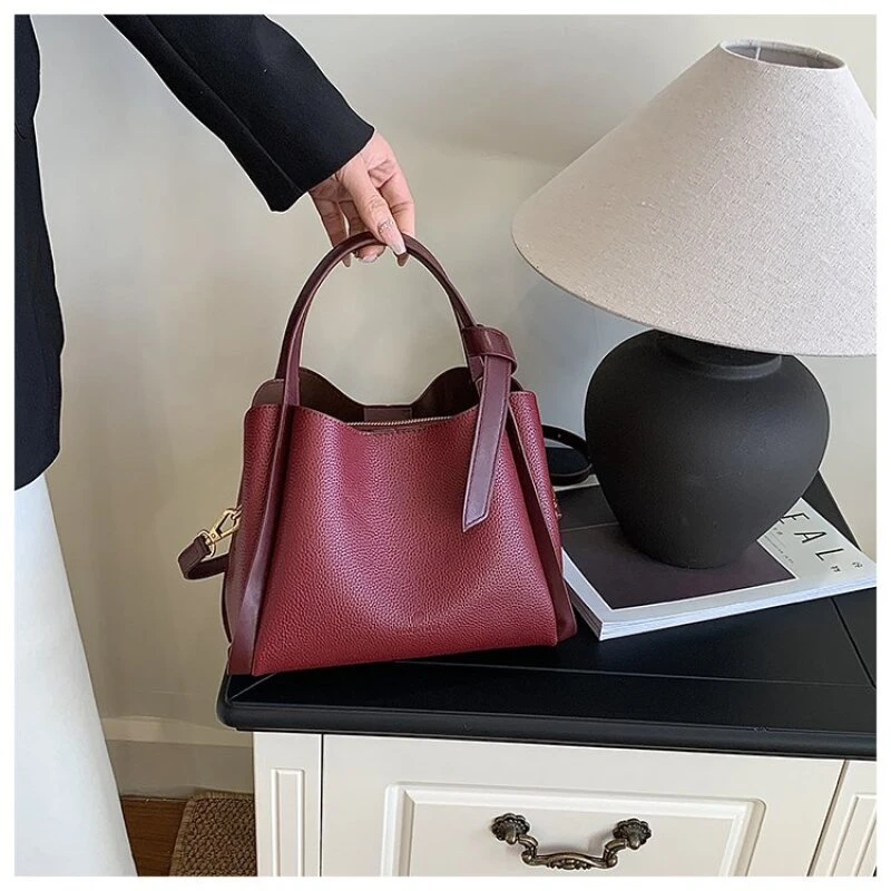 【长25宽15高18】时尚百搭女士复古单肩包斜挎包1023