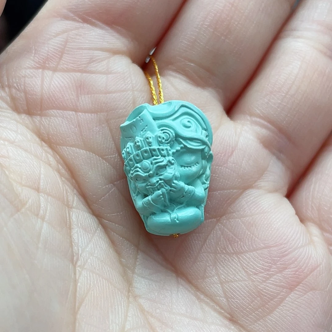 绿松石颈饰未镶嵌