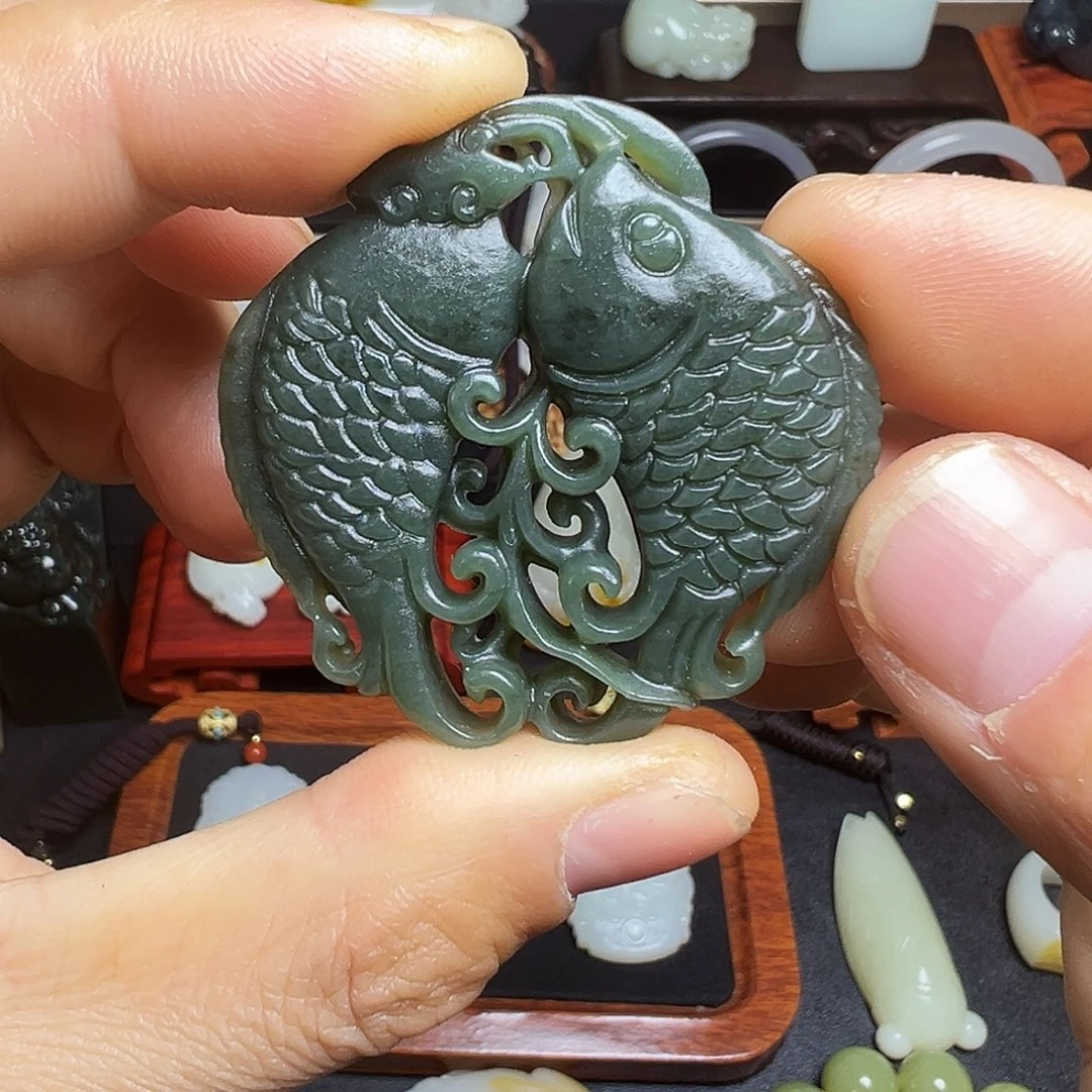 和田玉未镶嵌挂件