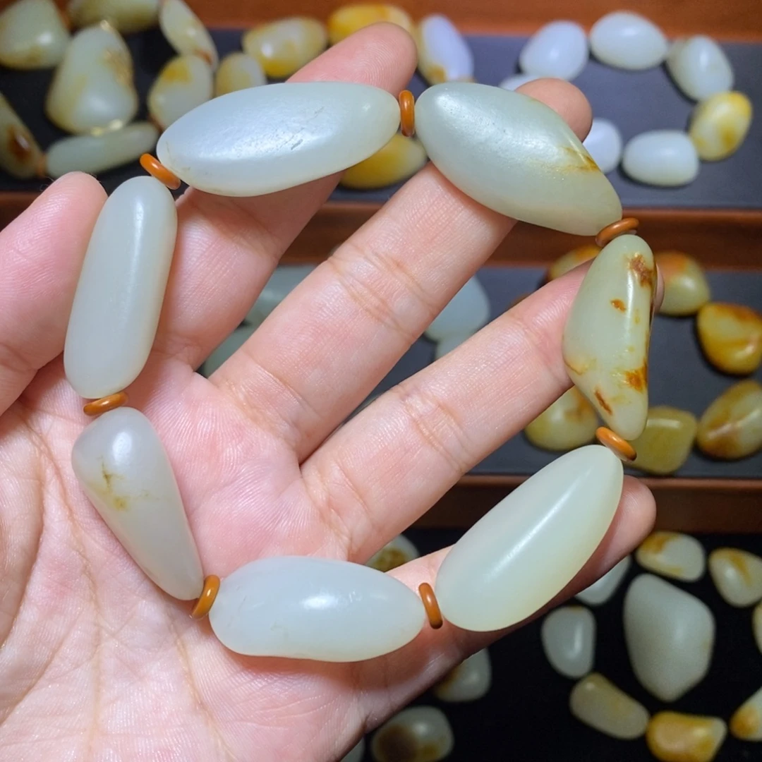 和田玉未镶嵌手链