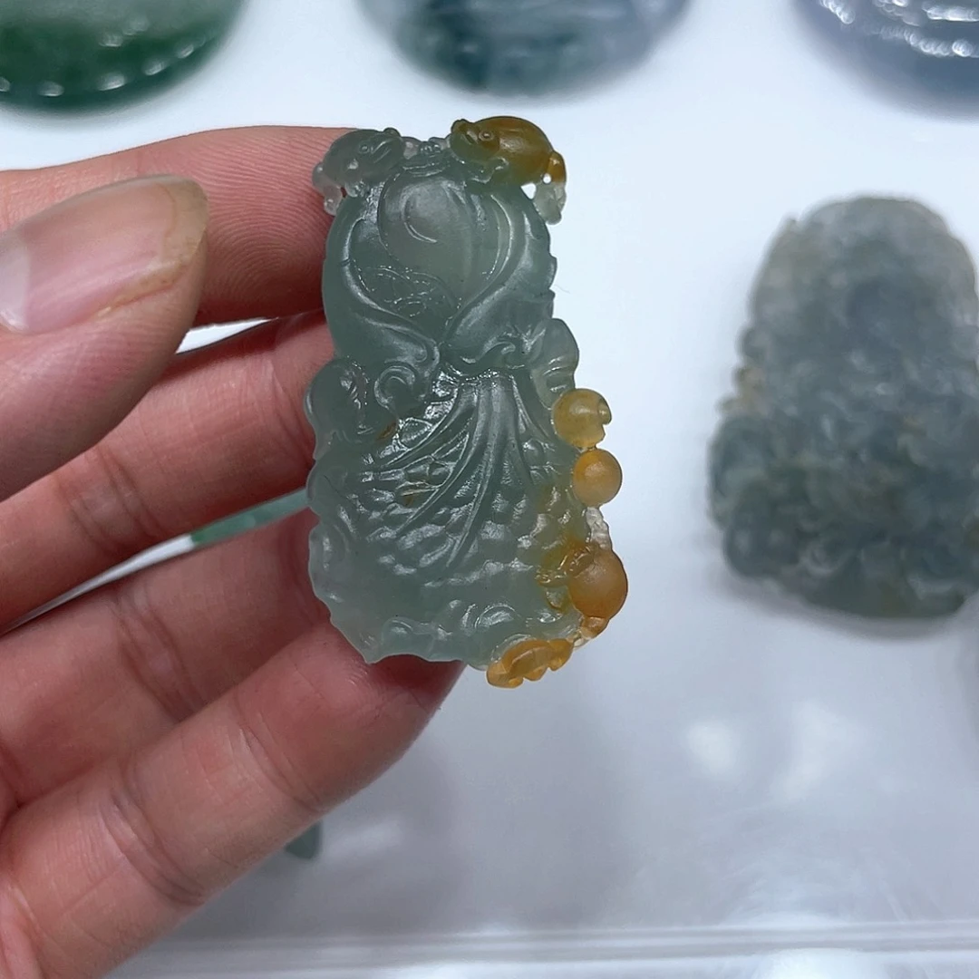 定制翡翠未镶嵌毛货