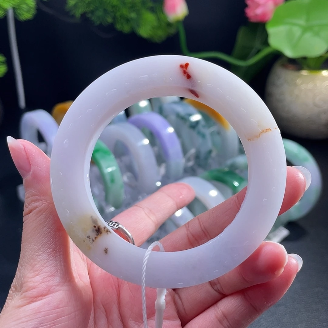 未镶嵌翡翠手镯定制翡翠