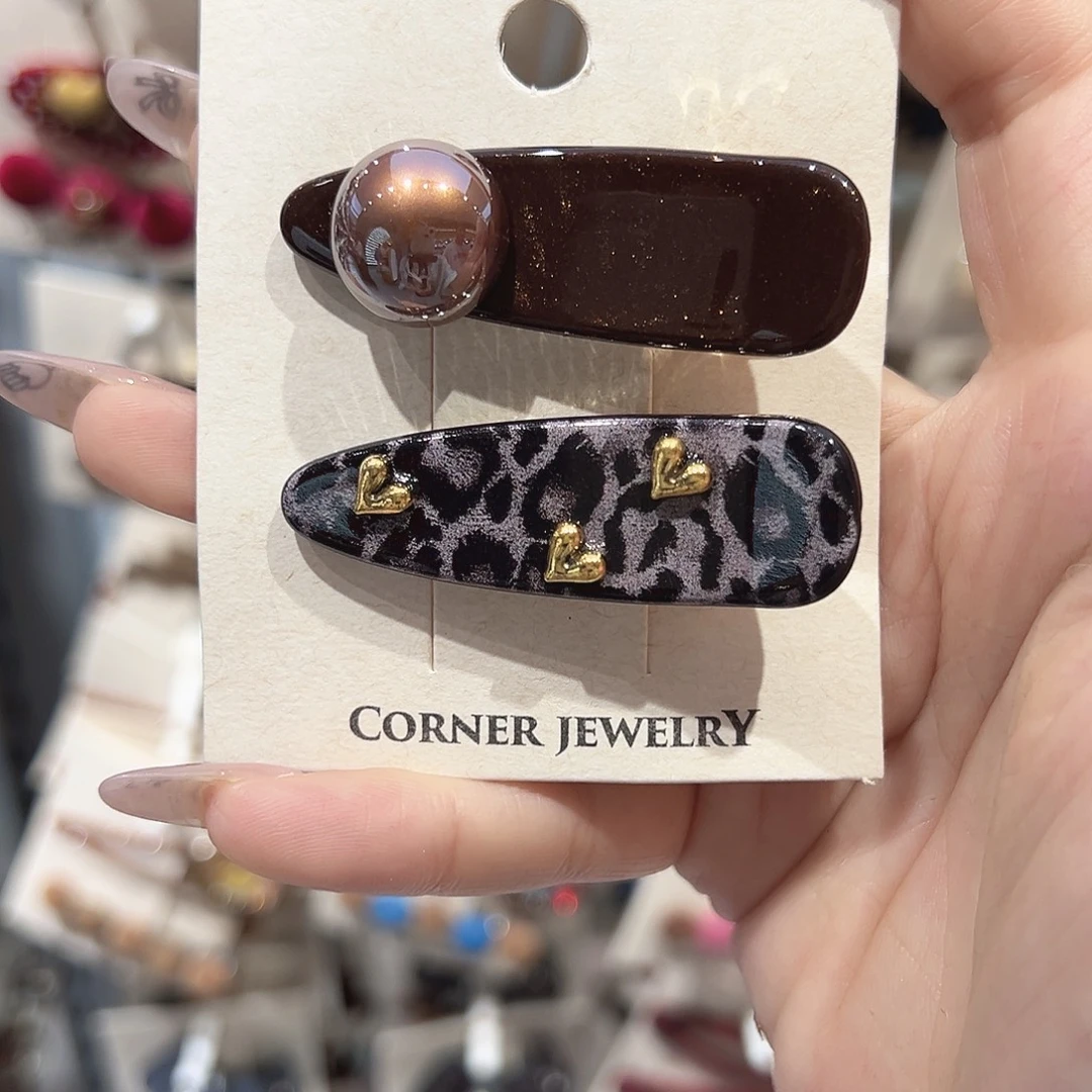 非金属仿珍珠球球豹纹鸭夹