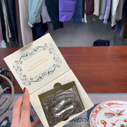 瓷片98。。。。。。。。。。。。。。。。。。