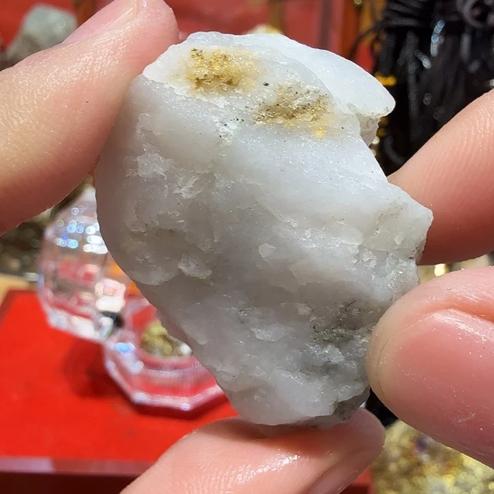 聚金阁天然明金矿标