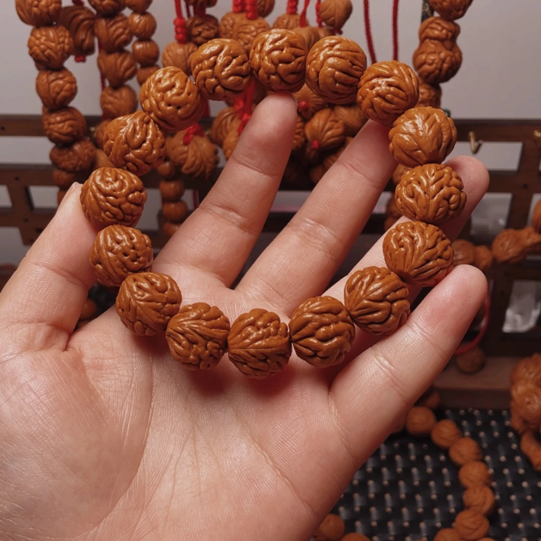 木质类龙纹桃枭手串