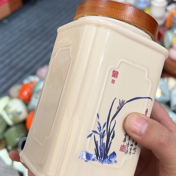 茶叶罐陶瓷家用储物罐瑕疵品介意勿拍