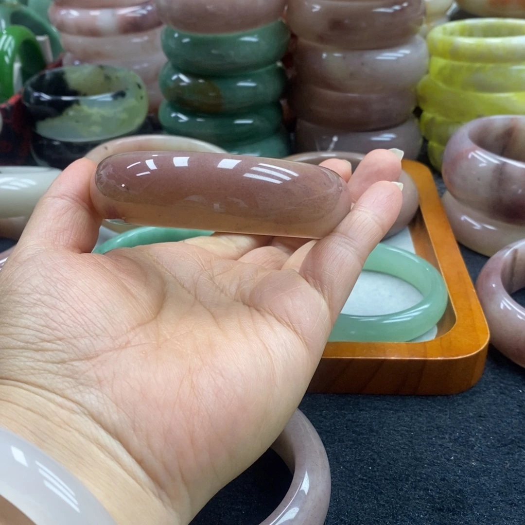 ꧁***꧂未镶嵌手镯石英质玉