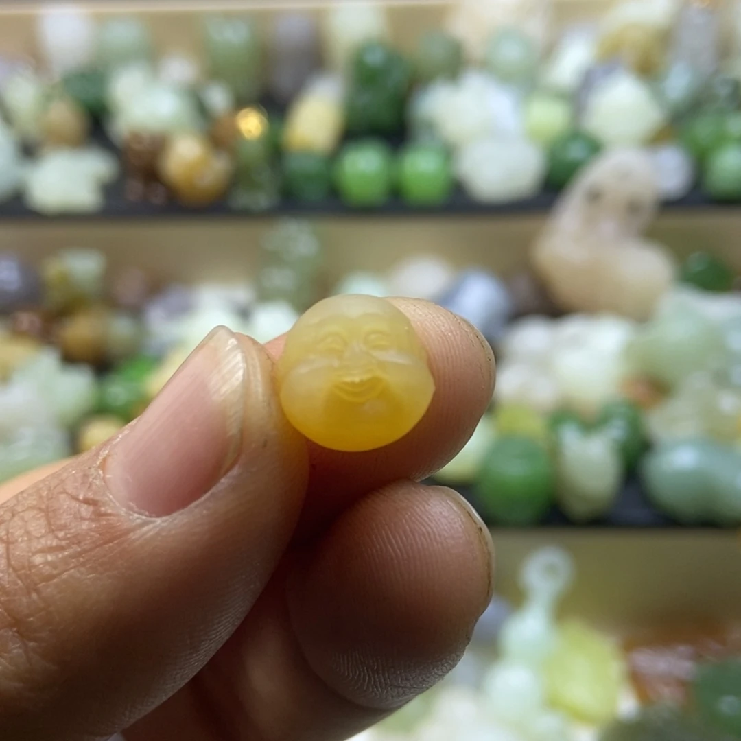 和田玉颈饰未镶嵌绝**就定制
