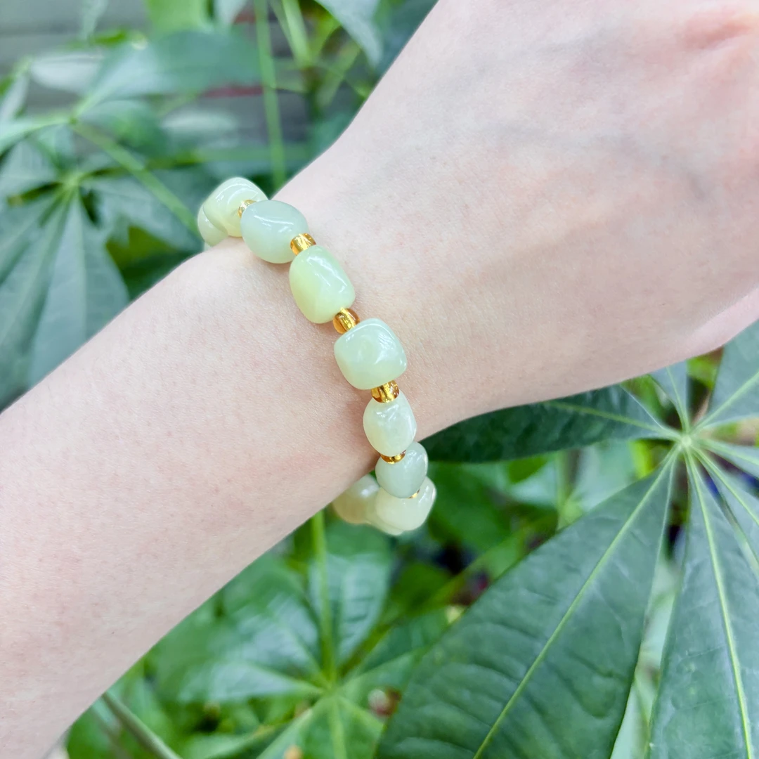 274541/和田玉手串简单大气  多样性一件发