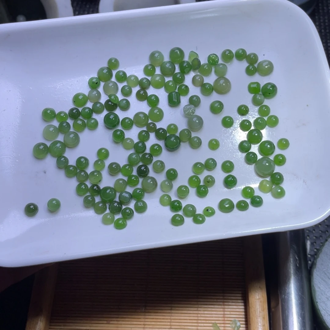 未镶嵌和田玉车挂