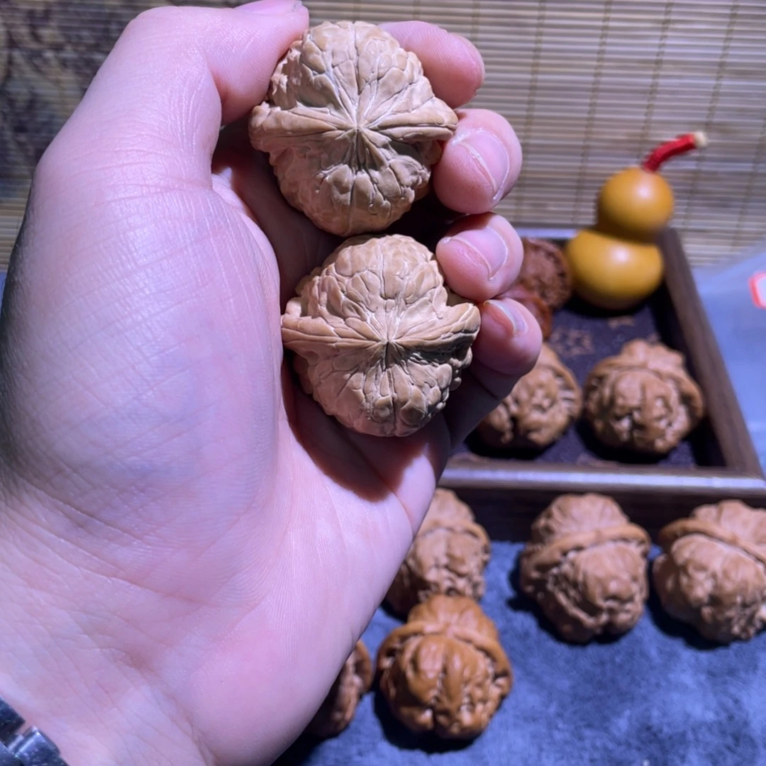 禅***静把件文玩核桃蛤蟆