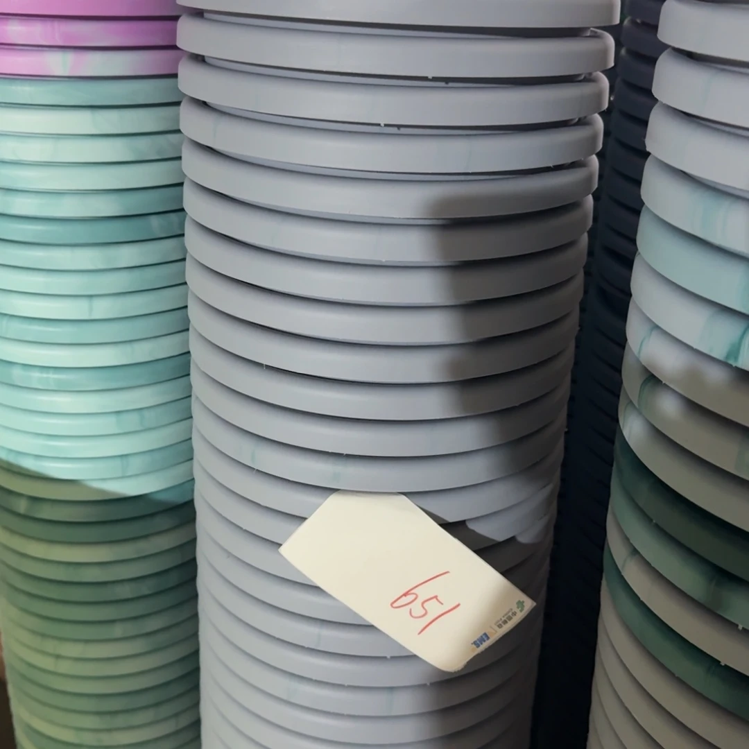 编号651-10个口径25高21微瑕串色