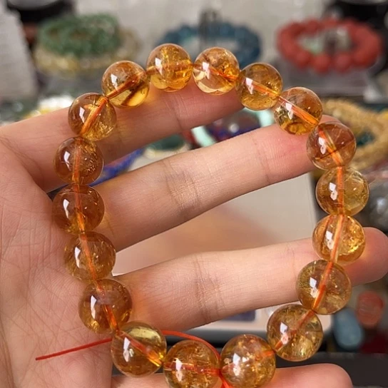 水晶手链未镶嵌矿坑