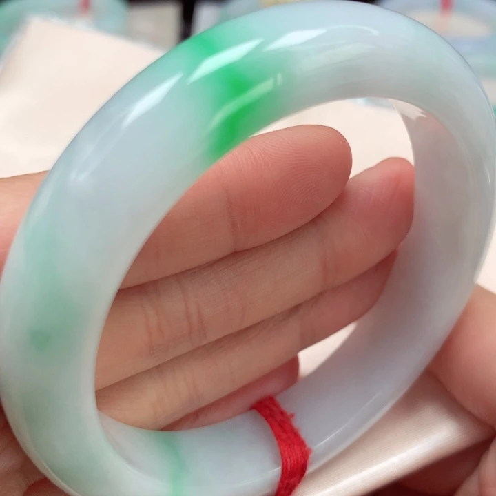 翡翠手镯未镶嵌白底青34