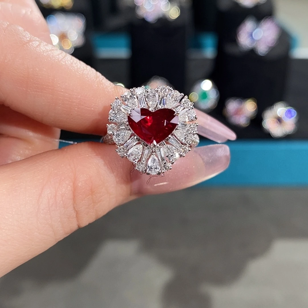 红宝石戒指18K金镶嵌2.21ct无烧鸽血红aigs两用款