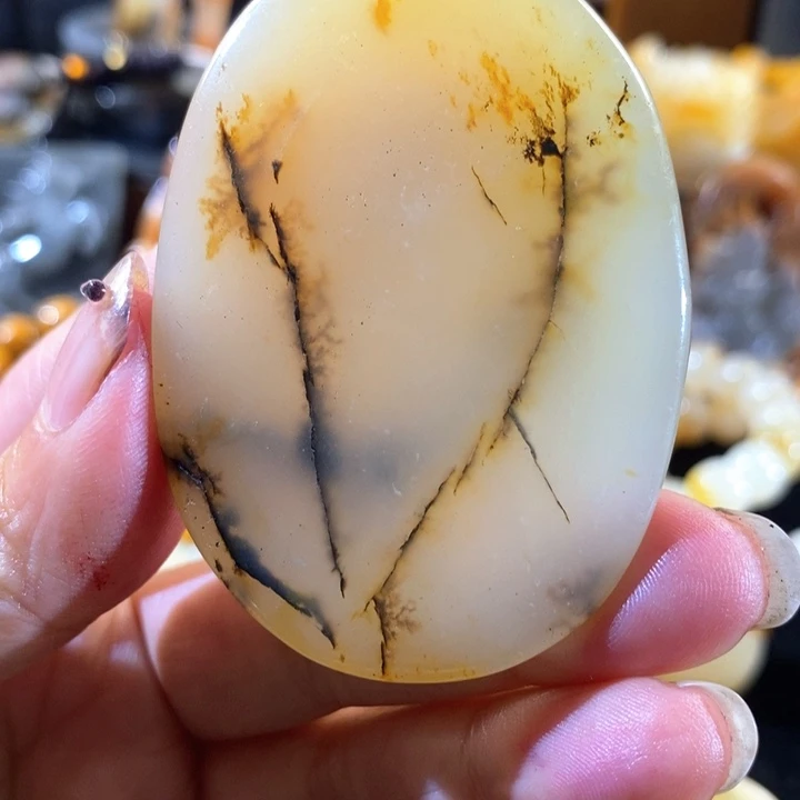 石英质玉（黄龙玉）未镶嵌黄龙玉