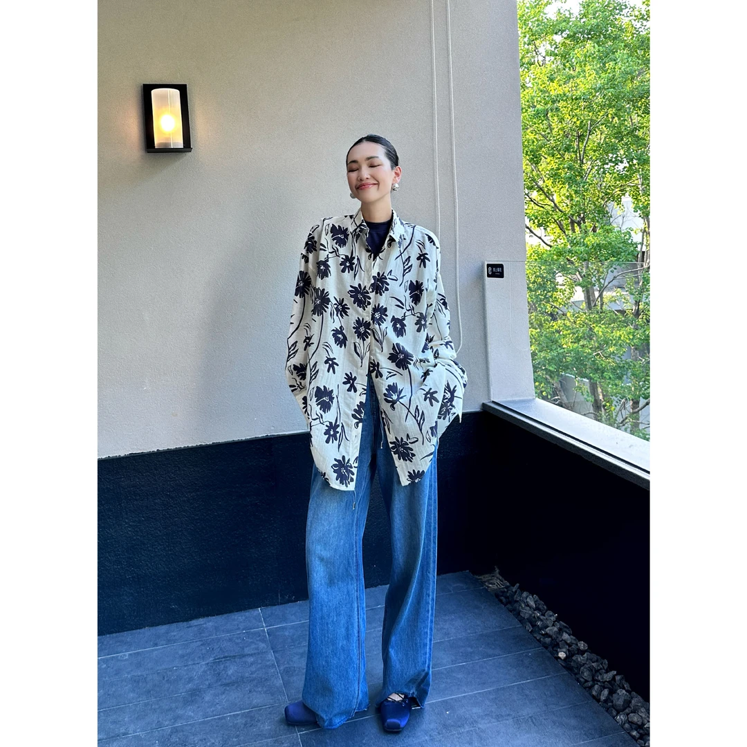 紫紫  蓝盆花衬衫 桑蚕丝款匠人系列静谧精工衬衫ZD07CZYL585
