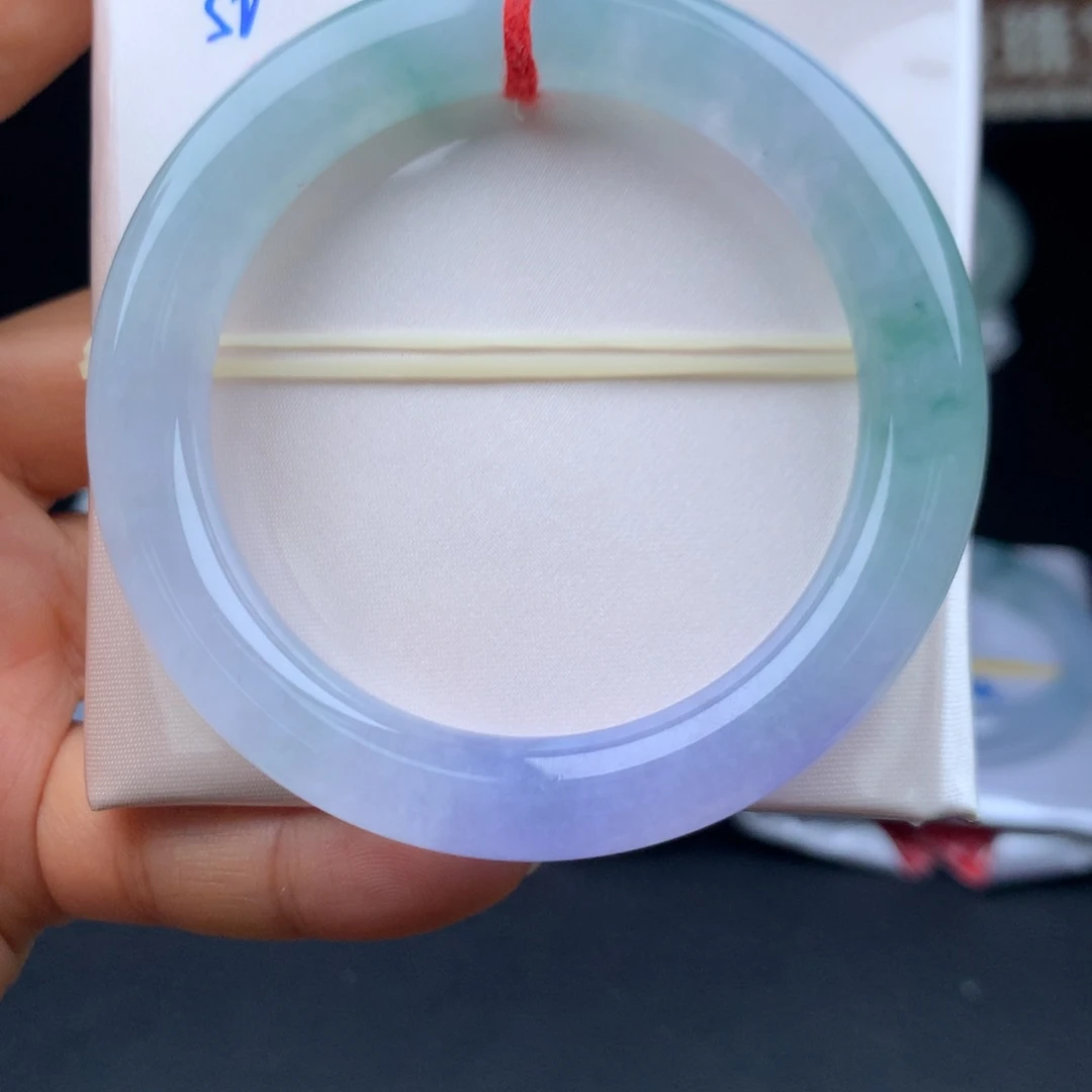 翡翠手镯未镶嵌妖紫