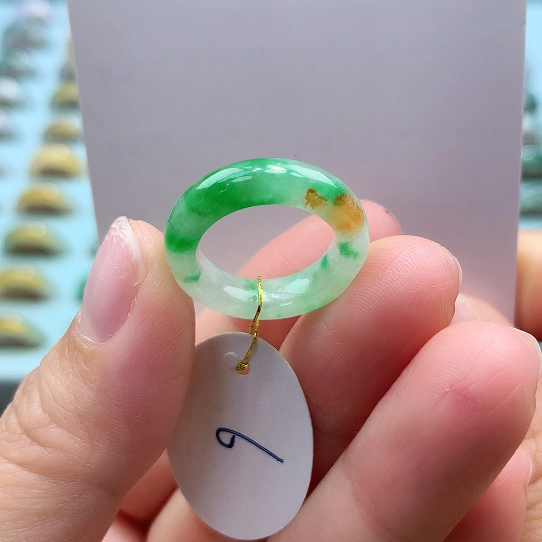 未镶嵌戒指翡翠6圈