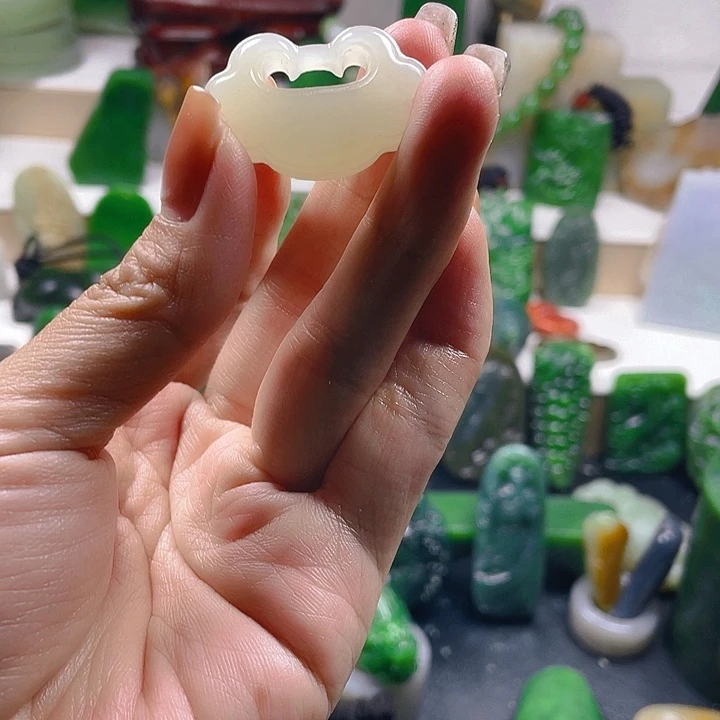 未镶嵌和田玉珠宝半成品