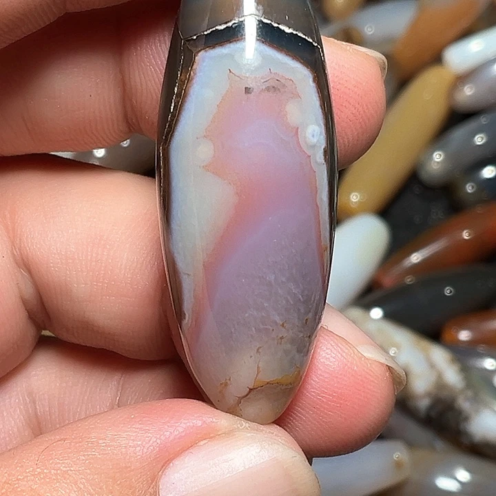玛瑙/玉髓颈饰合金