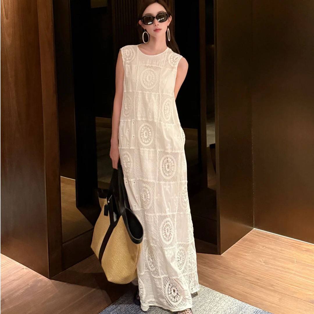 Nancy Lara 重工蕾丝拼布度假风连衣裙 NL248XC593