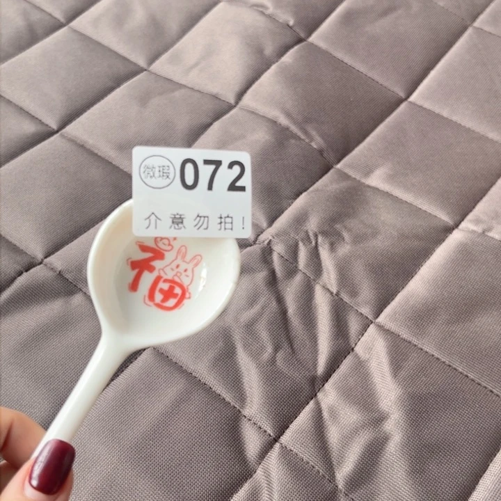 陶瓷摆件…………………………