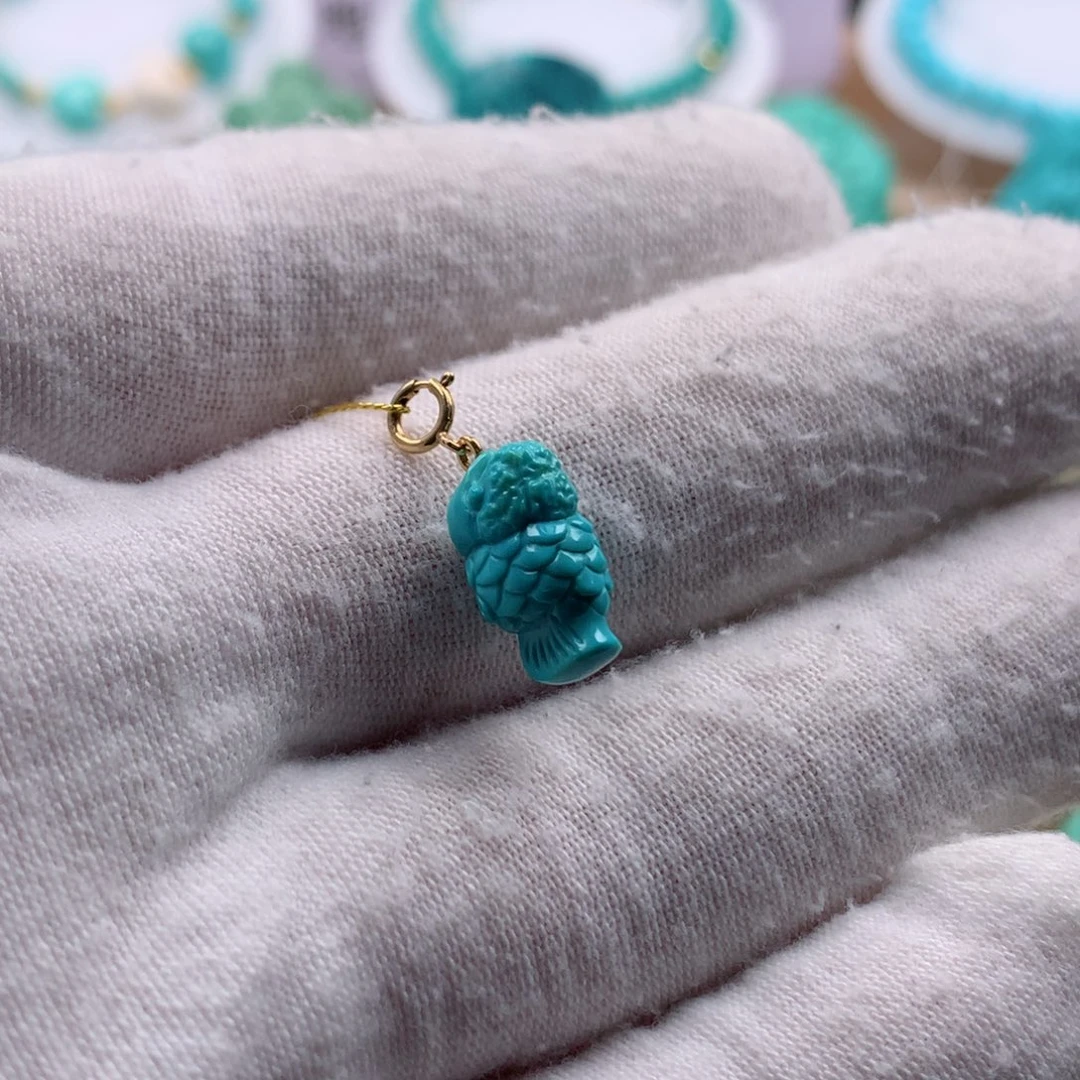 绿松石配饰未镶嵌