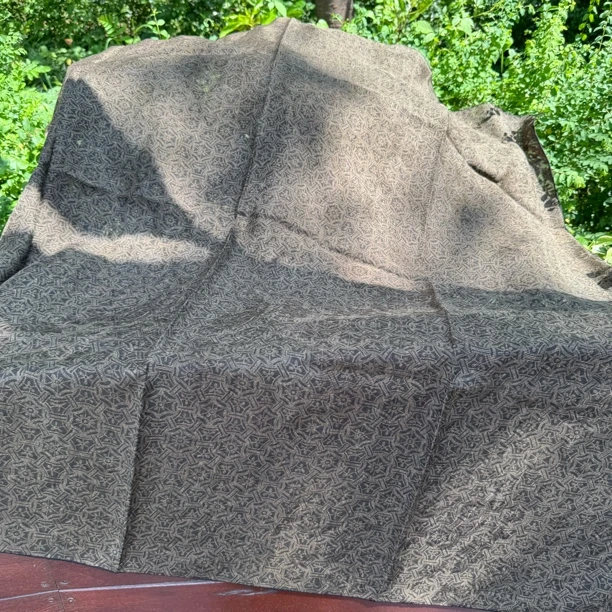 丝纡---- 格纹 四经绞萝香云纱桑蚕丝135*135围巾披肩