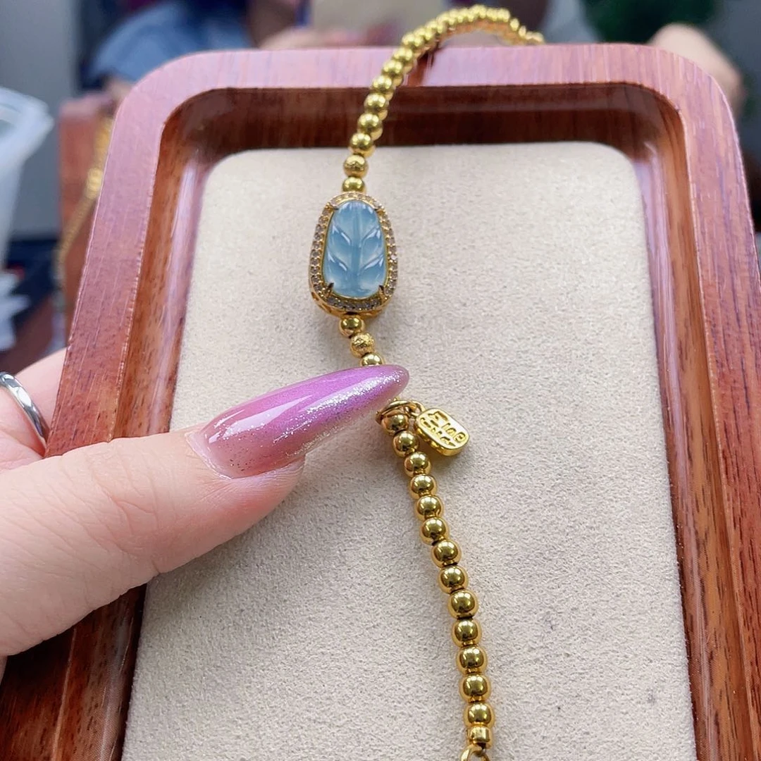 翡翠未镶嵌颈饰天然翡翠Ａ货