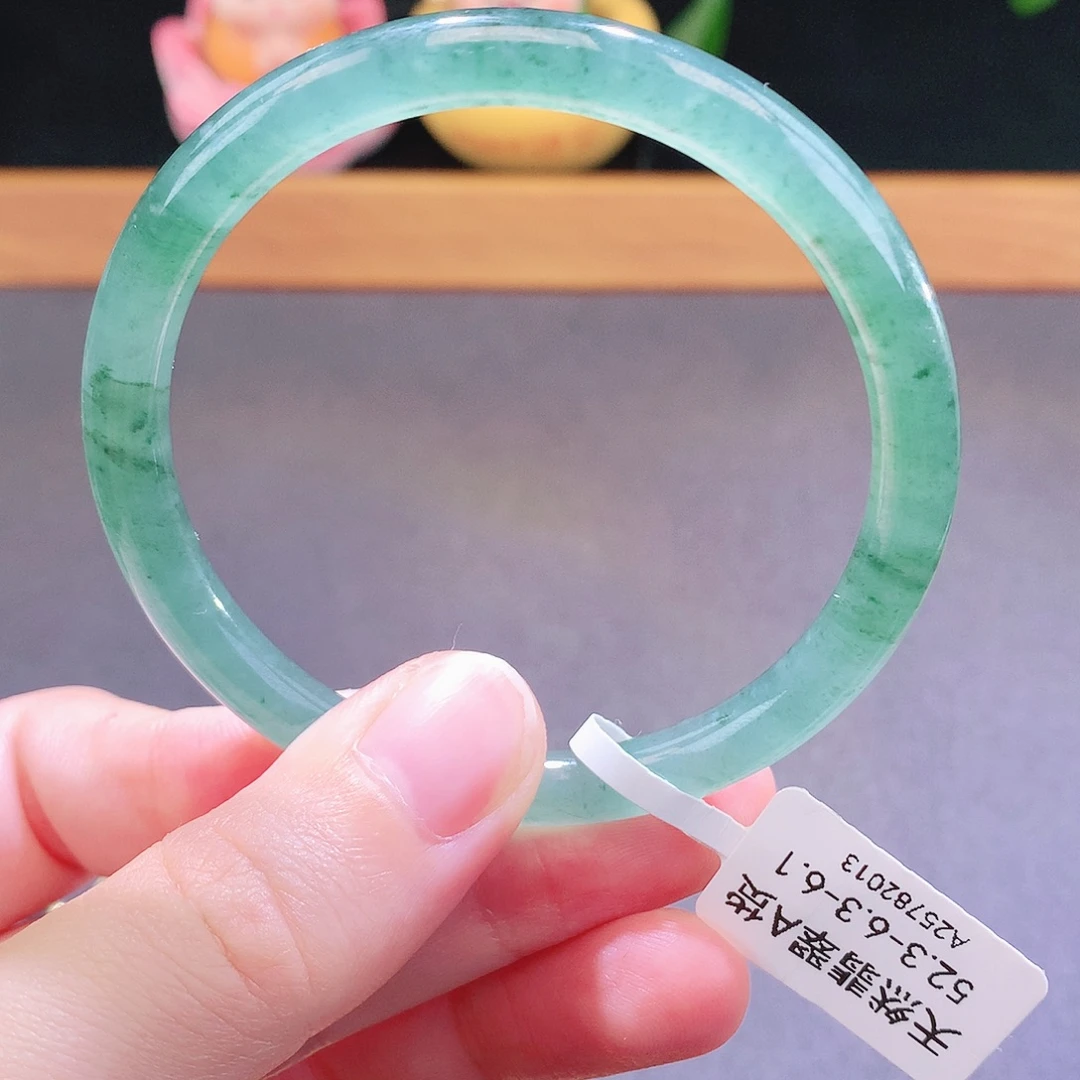 翡翠未镶嵌手镯天然翡翠