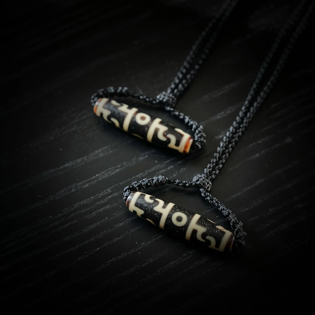 壹加小羊|上肯超顶莲师三眼天珠玛瑙锁骨链多样性发一个