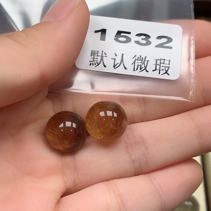 Y****颈饰未镶嵌水晶水晶
