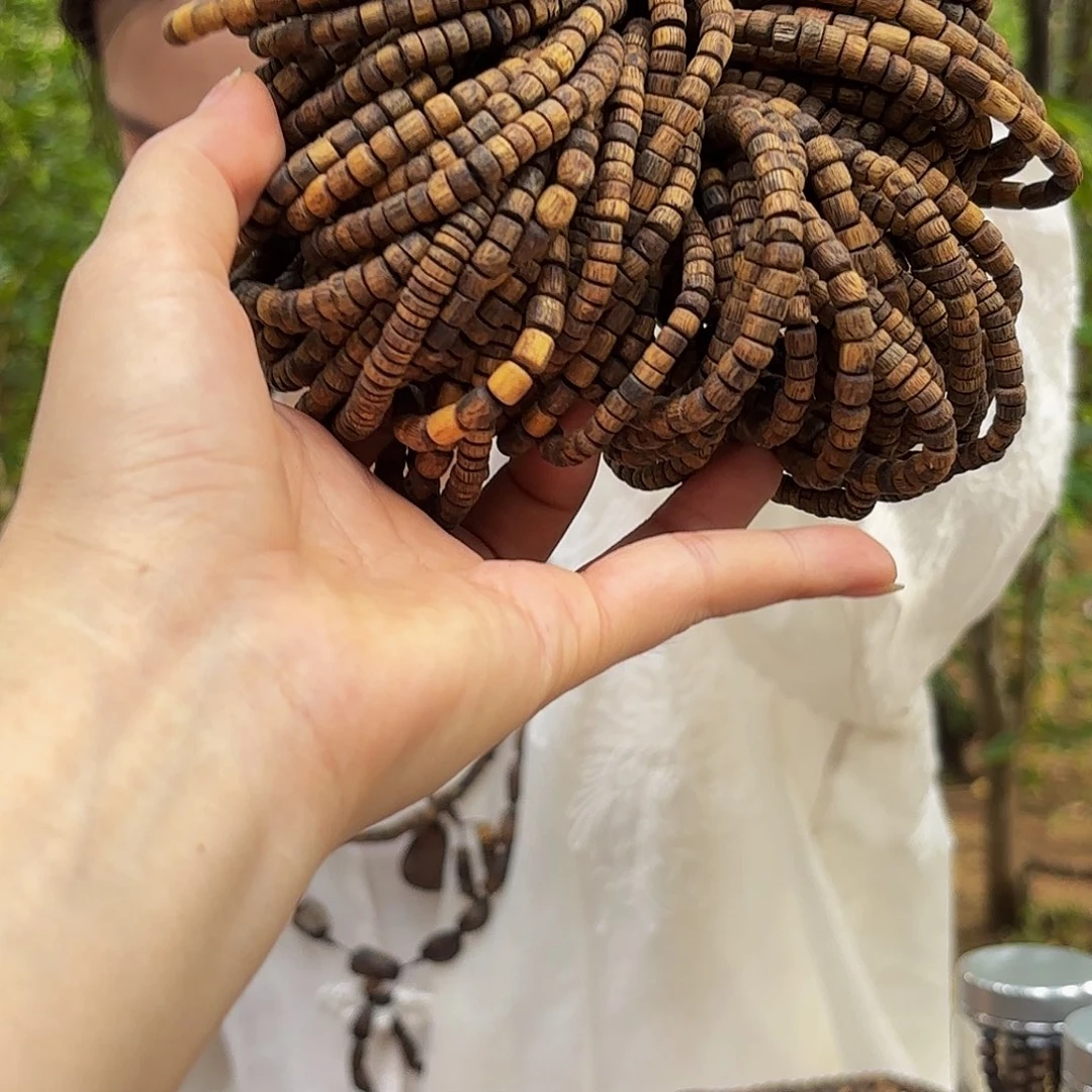 棋楠沉香随形筒珠