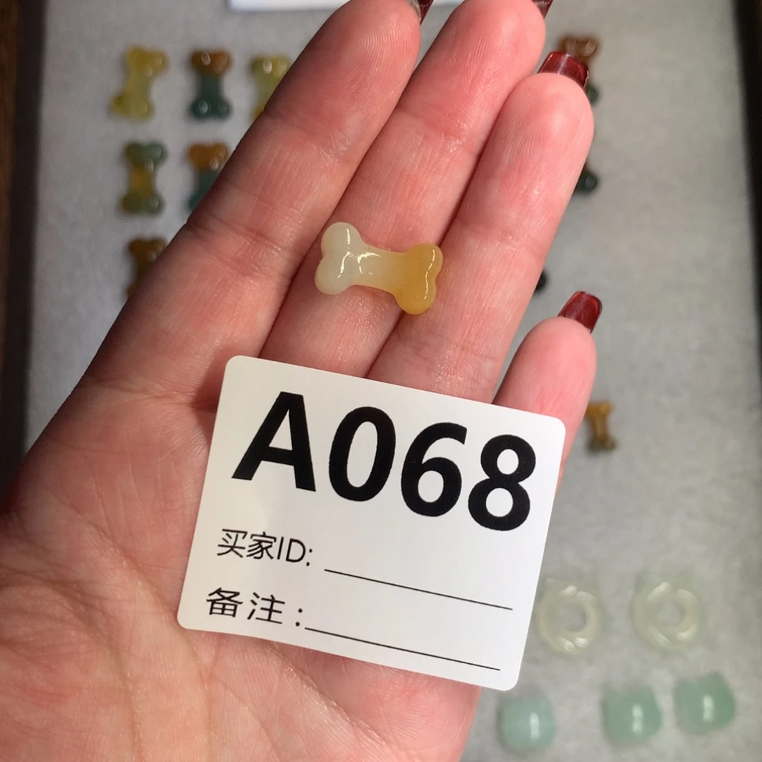 蛇纹石玉颈饰未镶嵌C****e