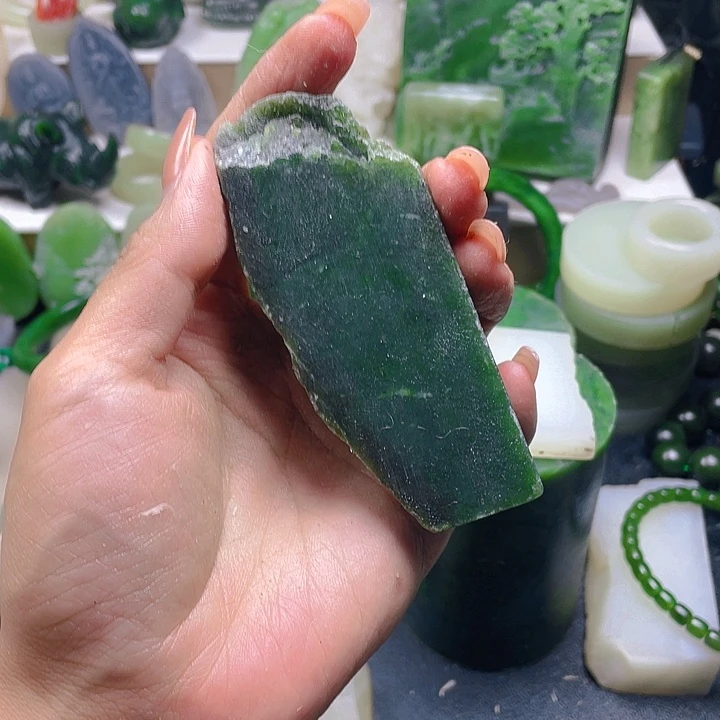 和田玉未镶嵌珠宝半成品