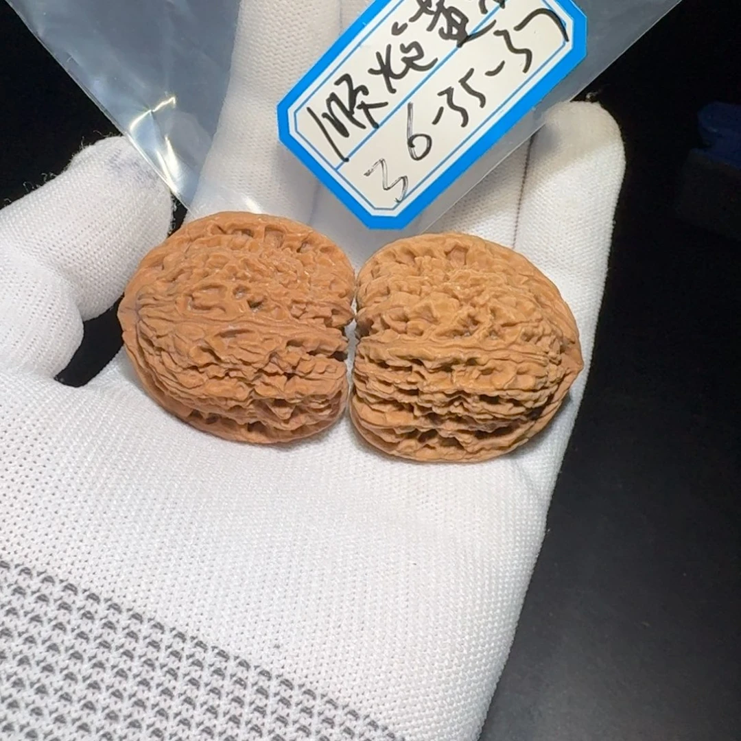 文玩核桃把件49号南疆
