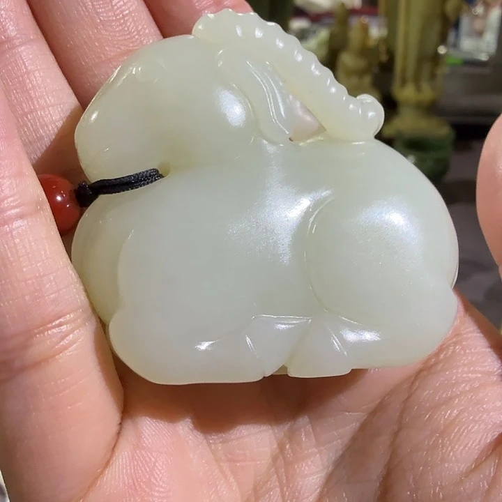 和田玉（糖玉）未镶嵌颈饰